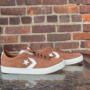 Converse Men's Brown Suede Sneakers